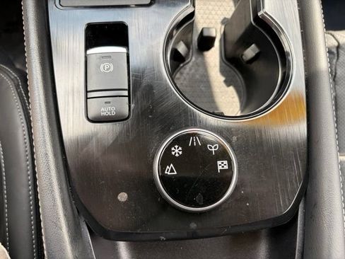 Used 2025 Nissan Rogue Platinum w/ Tech Package AWD/4WD image 28