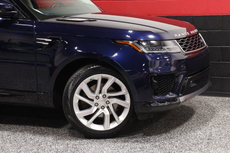 Used 2020 Land Rover Range Rover Sport HSE AWD/4WD image 3