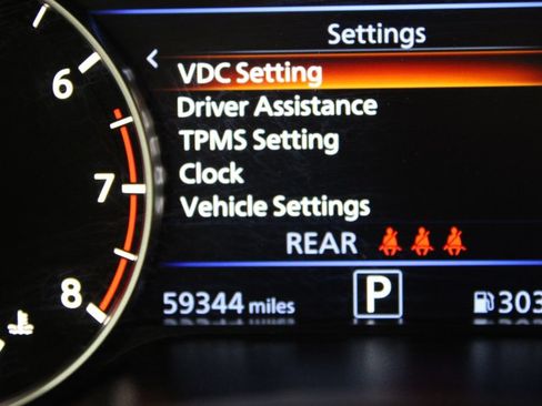 Used 2024 Nissan Altima 2.5 SV FWD image 31