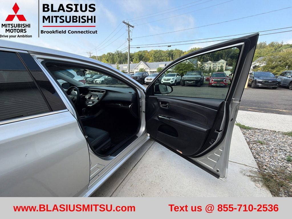 Used 2013 Toyota Avalon XLE FWD image 43