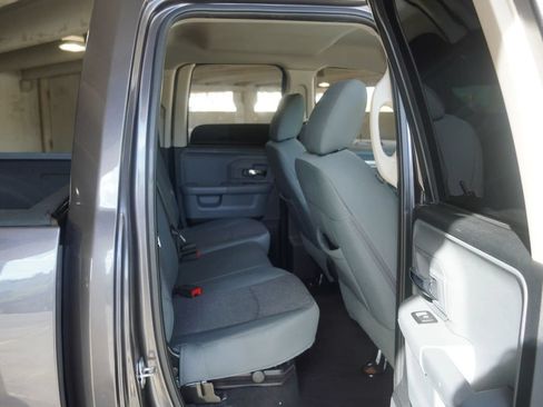 Used 2017 RAM 1500 Big Horn AWD/4WD image 11
