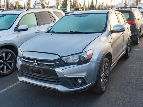 Used 2019 Mitsubishi Outlander Sport ES image 3