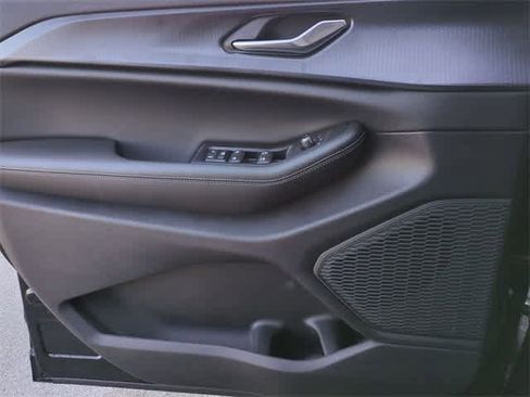 New 2025 Jeep Grand Cherokee L Altitude image 32