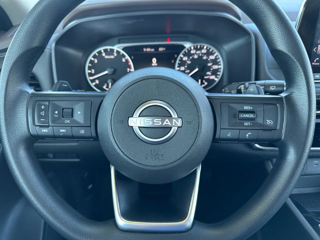 Used 2023 Nissan Rogue S AWD/4WD image 25
