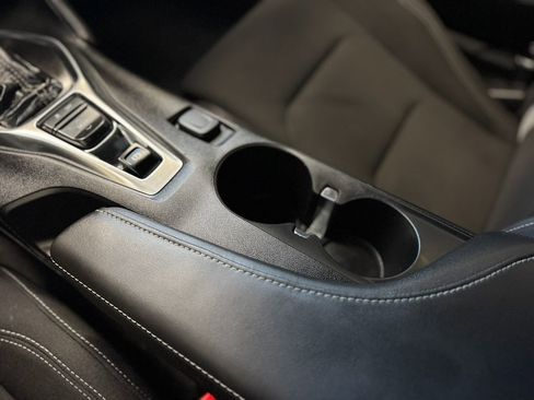 Used 2020 Chevrolet Camaro LT w/ RS Package image 35