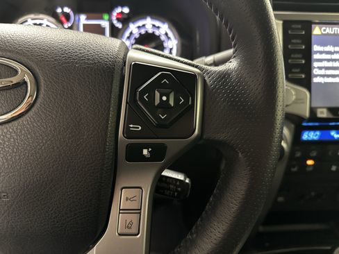 Used 2021 Toyota 4Runner Limited image 20