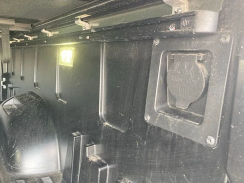 Used 2022 Toyota Tundra SR5 image 9