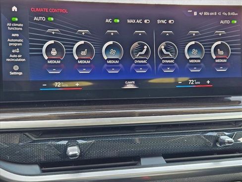 Used 2023 BMW X7 xDrive40i w/ Premium Package image 16