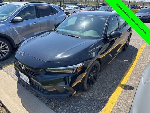 Used 2024 Honda Civic Sport image 1