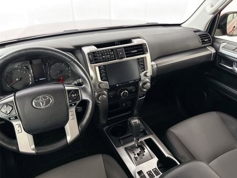 Certified 2024 Toyota 4Runner SR5 Premium AWD/4WD image 33