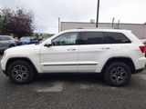 Used 2011 Jeep Grand Cherokee Laredo image 2