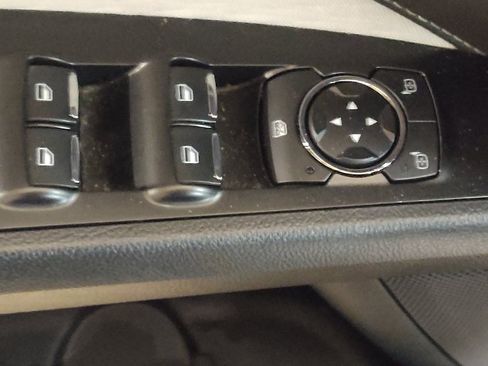 Used 2020 Ford Fusion SE w/ Equipment Group 151A FWD image 27