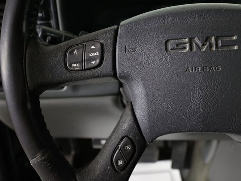 Used 2005 GMC Sierra 1500 SLE w/ Safe And Sound Package image 26