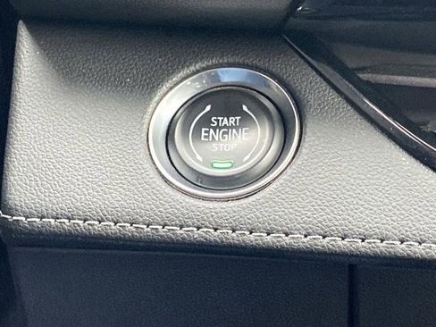 Used 2025 Buick Enclave Sport Touring image 12