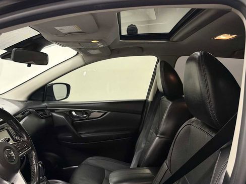 Used 2018 Nissan Rogue Sport SL w/ SL Premium Package image 24