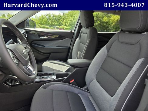 Used 2026 Chevrolet TrailBlazer LT w/ Convenience Package FWD image 24