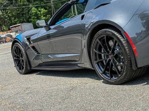 Used 2017 Chevrolet Corvette Grand Sport RWD image 25