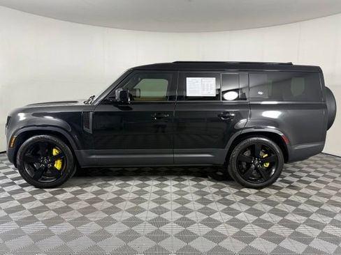 Used 2024 Land Rover Defender 130 S AWD/4WD image 3
