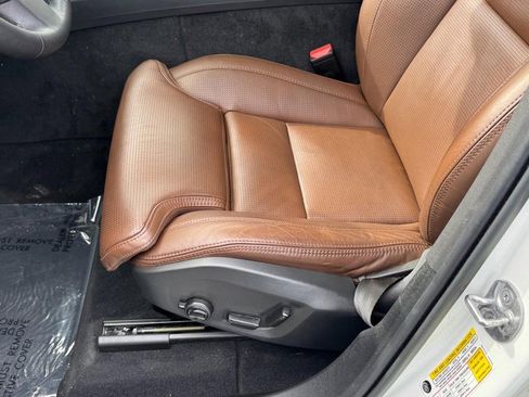 Used 2023 Volvo XC60 B5 Ultimate image 24