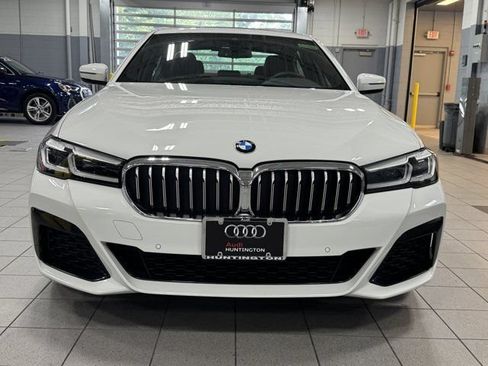 Used 2023 BMW 530i xDrive w/ M Sport Package AWD/4WD image 2