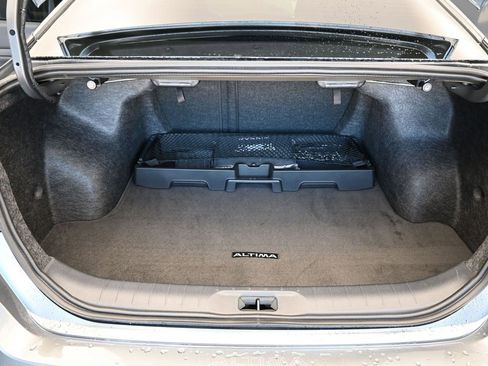 Certified 2025 Nissan Altima 2.5 SV image 11