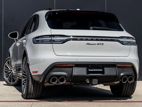New 2026 Porsche Macan GTS image 3