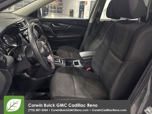 Used 2017 Nissan Rogue S image 13