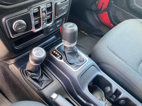 Used 2021 Jeep Wrangler Unlimited Sport AWD/4WD image 24