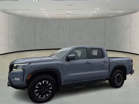 Used 2024 Nissan Frontier PRO-4X w/ Technology Package image 9