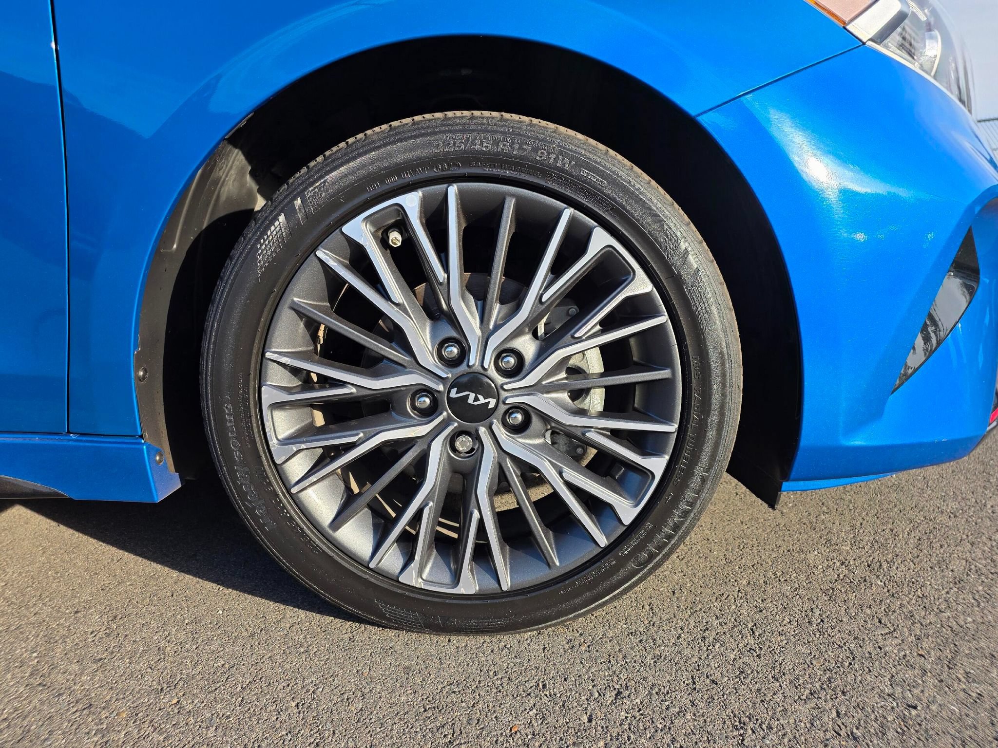 Used 2022 Kia Forte GT-Line FWD image 11