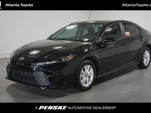 Certified 2025 Toyota Camry LE w/ Convenience Package image 1