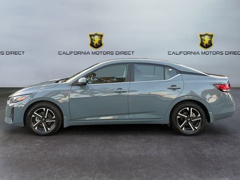 Used 2024 Nissan Sentra SV image 2