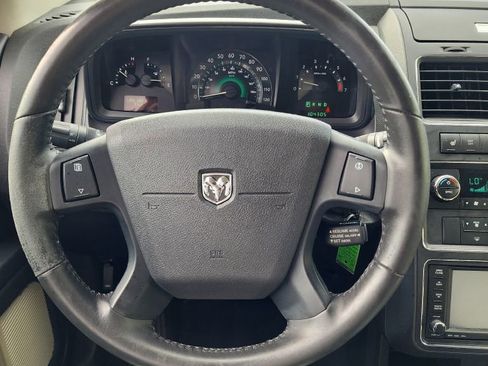 Used 2009 Dodge Journey R/T w/ Flexible Seating Group image 13