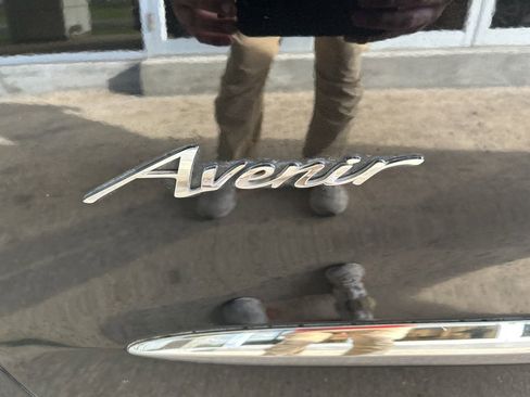 Used 2023 Buick Enclave Avenir w/ Avenir Technology Package image 29