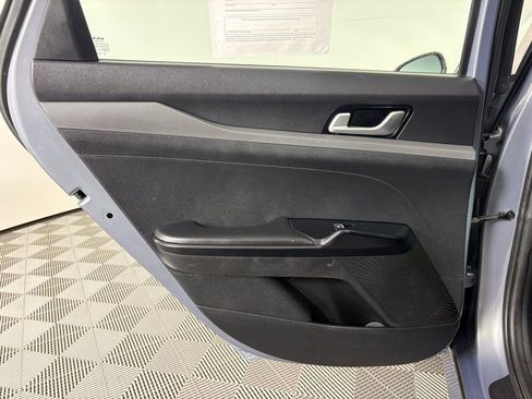 Used 2022 Kia K5 LX FWD image 37