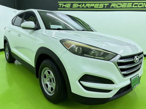 Used 2017 Hyundai Tucson SE FWD image 2