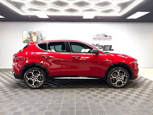 Used 2024 Alfa Romeo Tonale Ti AWD/4WD image 17