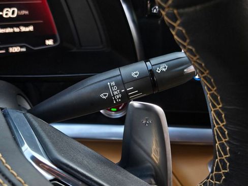 Used 2022 Chevrolet Corvette Stingray Premium Cpe w/ Z51 Performance Package image 25