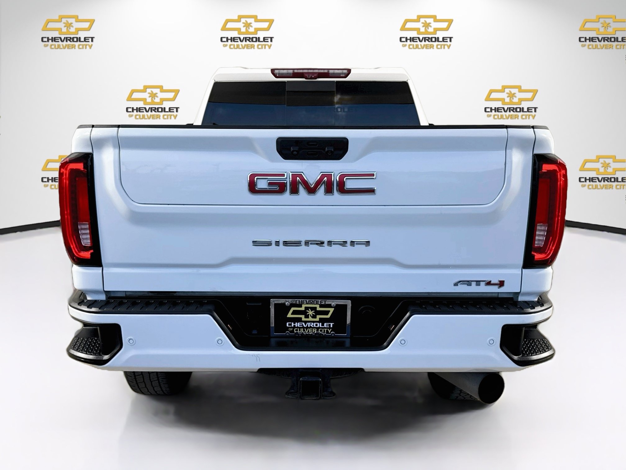 Used 2023 GMC Sierra 2500 AT4 w/ AT4 Premium Plus Package AWD/4WD image 7