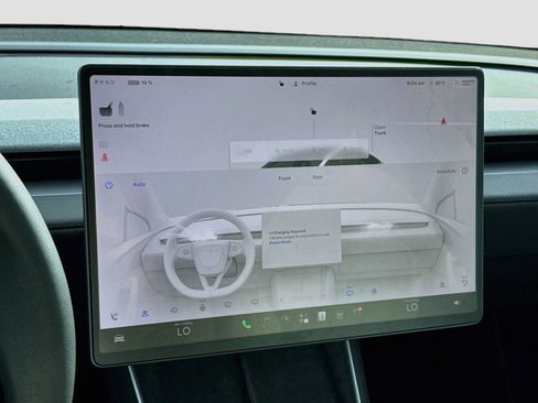Used 2026 Tesla Model Y Long Range AWD/4WD image 17