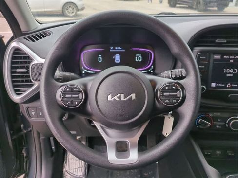 Used 2023 Kia Soul LX w/ Option Group 015 image 14