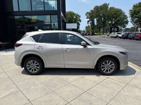 Used 2025 MAZDA CX-5 AWD 2.5 S w/ Preferred Package image 5