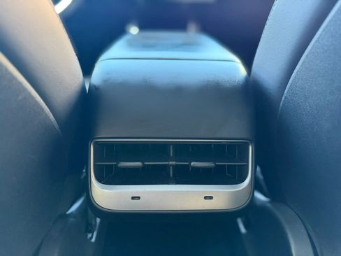 Used 2020 Tesla Model Y Performance AWD/4WD image 14