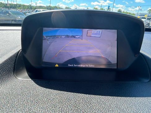 Used 2015 Buick Encore FWD image 23