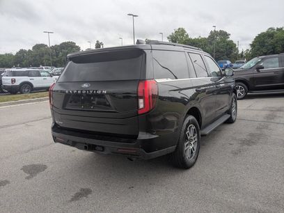 Used 2025 Ford Expedition Active