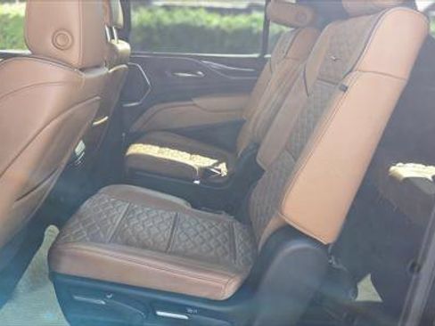 Used 2023 Cadillac Escalade ESV Sport w/ LPO, ONYX Package image 16