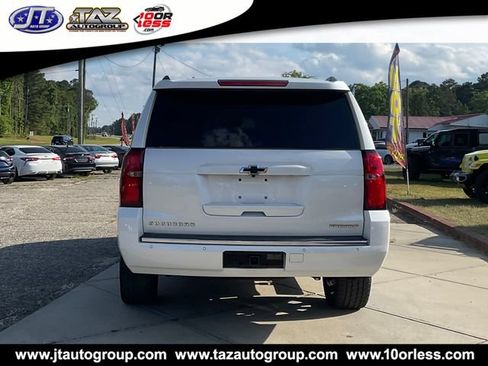 Used 2019 Chevrolet Suburban Premier RWD image 6