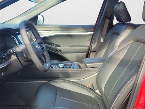 New 2025 Jeep Wagoneer S Limited image 13