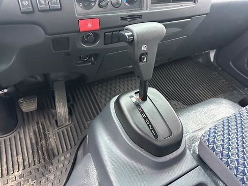 Used 2023 Chevrolet Low Cab Forward 5500XD image 9