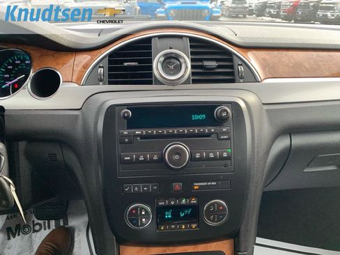 Used 2012 Buick Enclave AWD image 23